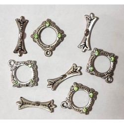 Toggle Clasp - Diamond with Dots & Flowers